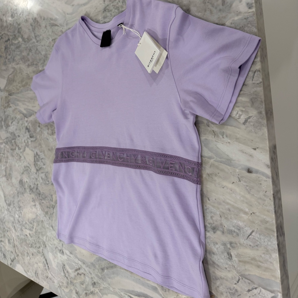 💜NWT authentic Givenchy Lavender T-Shirt - Picture 2 of 8